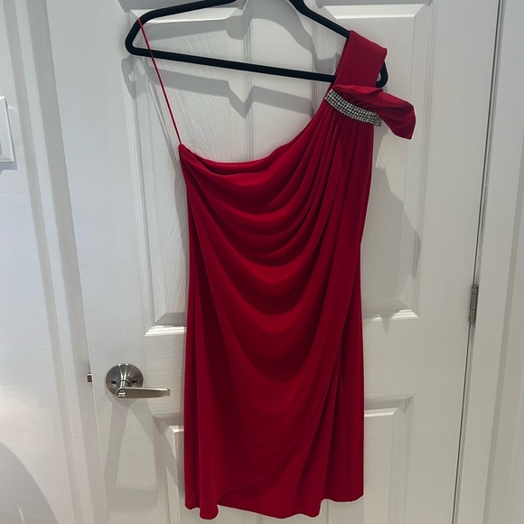 Short dress one shoulder - Picture 1 of 3